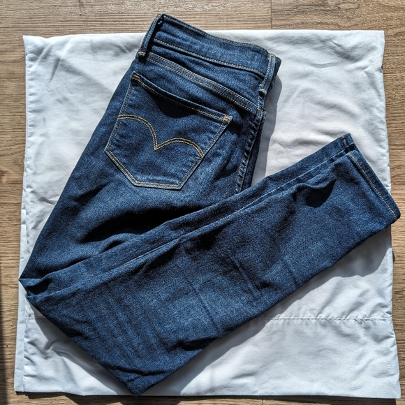 Levi's 710 Super Skinny Jeans, Dark Wash, 27 - Picture 3 of 3